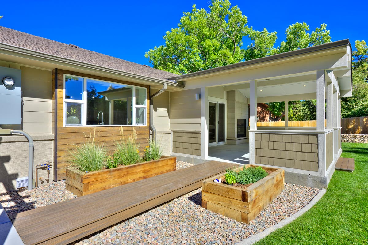 Bridgeway and Planters between Outdoor Rooms