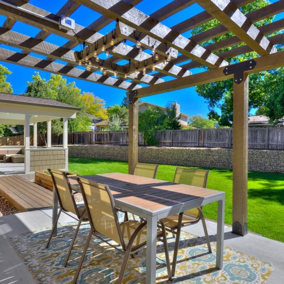 Outdoor Dining with Bridge to Patio Cover